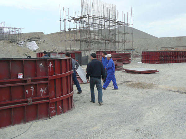 定型组台钢模板安装与拆除的一般安全要求